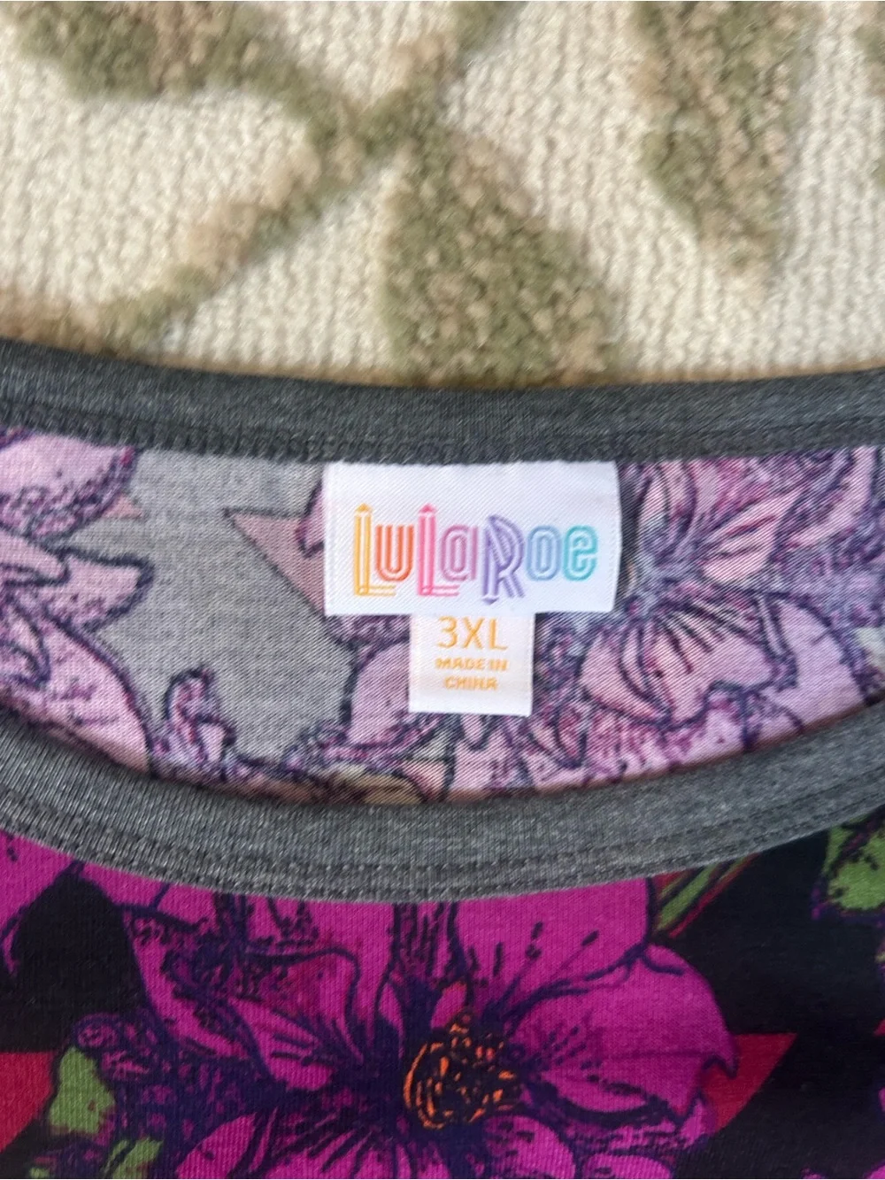LuLaRoe Womens 3XL Floral Knit Raglan 3/4 Sleeve Round Neck Tee-NWT